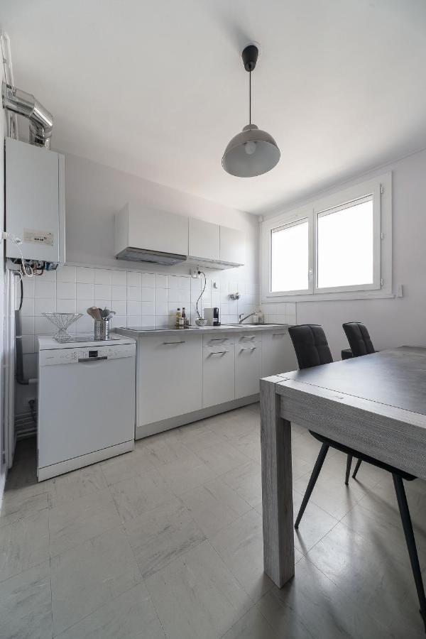 Le Raymond - Appartement Proche Du Centre Sportif, Des Rives De L'Allier Et Du Centre-Ville - Parking Vichy Dış mekan fotoğraf